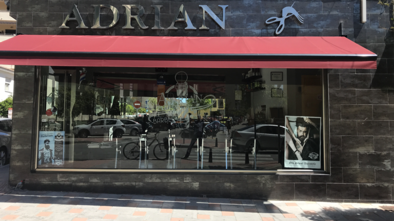 adrian-barber-barbershop-0