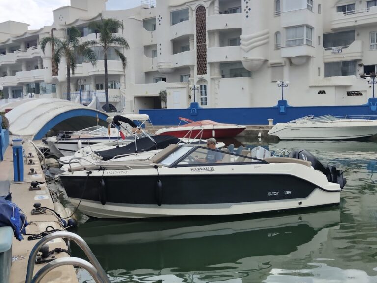 alquiler-de-barcos-benalmadena-costa-del-sol-0 alquiler-de-barcos-benalmadena-costa-del-sol-0