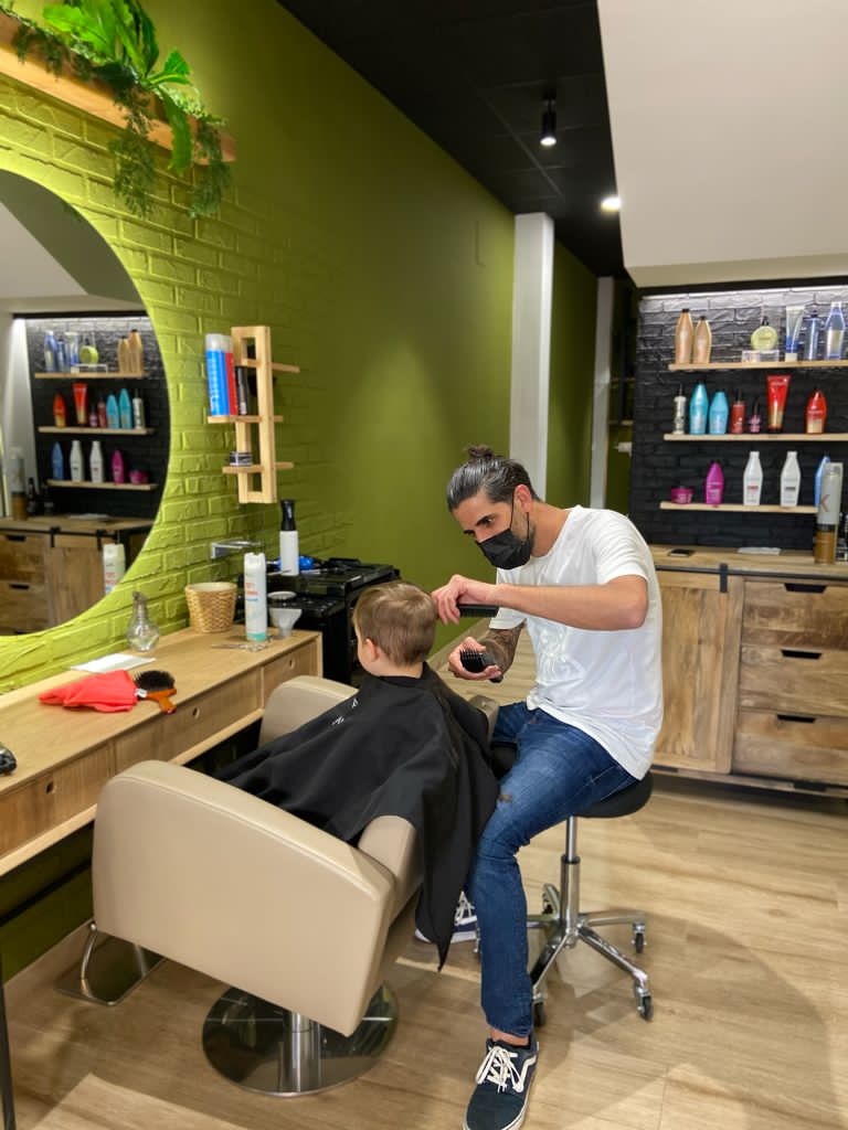 antonio-vega-hair-beauty-salon-0