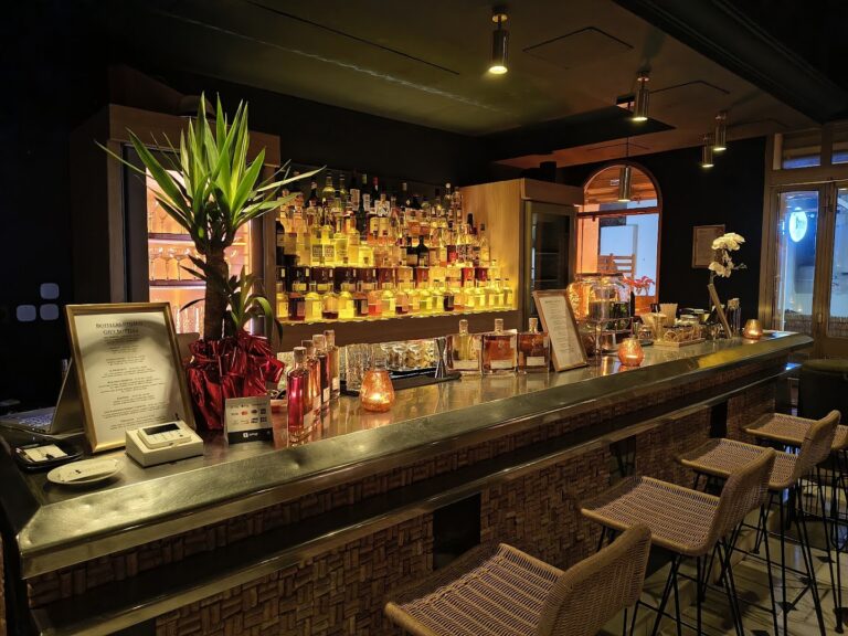 bens-bar-cocktail-bars-0