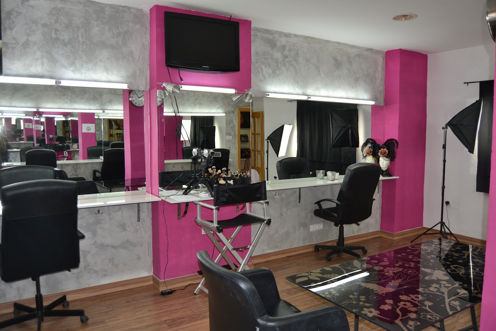 escuela-de-maquillaje-y-micropigmentacion-yolanda-gamez-0