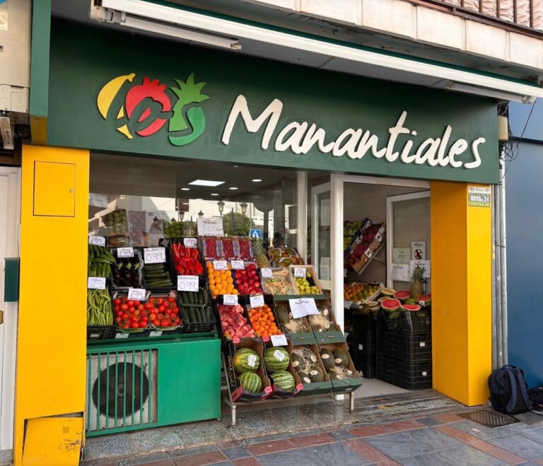 fruteria-los-manantiales-boliches-0