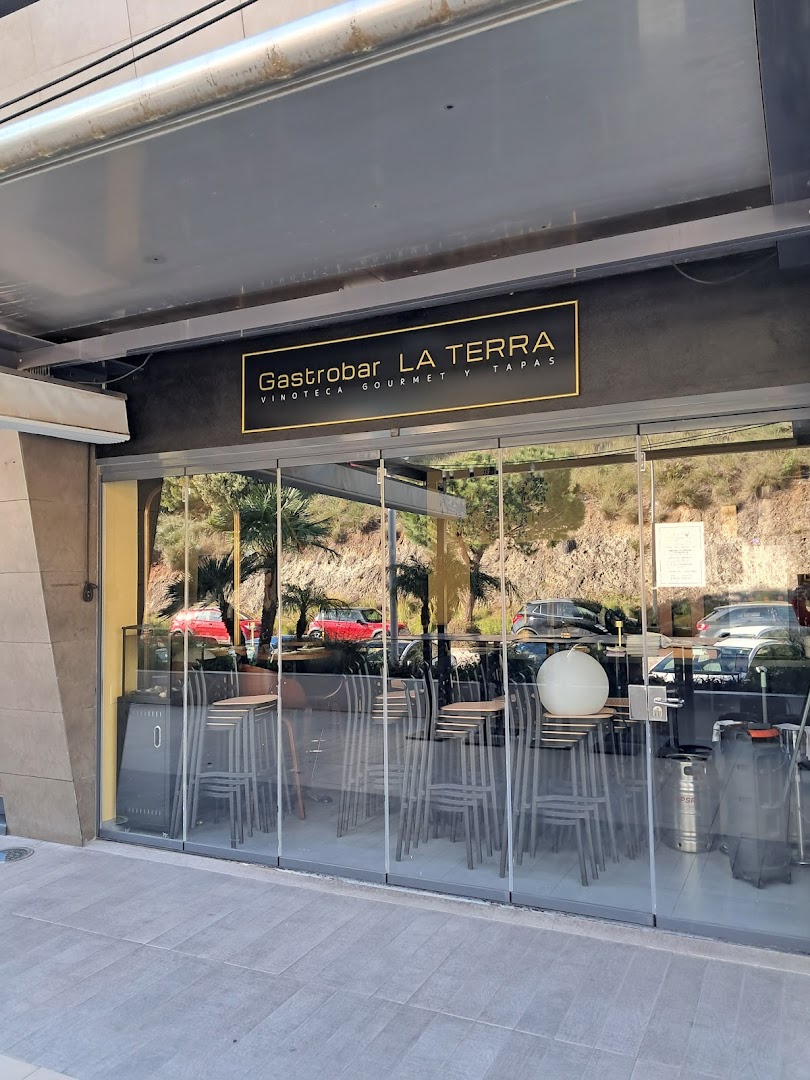 gastro-bar-la-terra-benalmadena-0