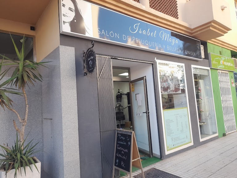 isabel-moya-salon-de-peluqueria-y-belleza-0