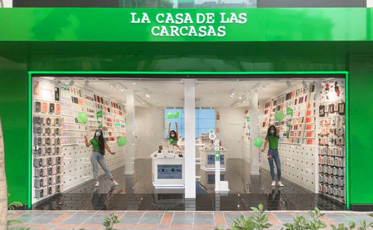 la-casa-de-las-carcasas-0