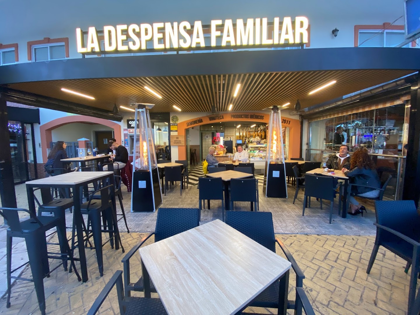 la-despensa-familiar-torrequebrada-0