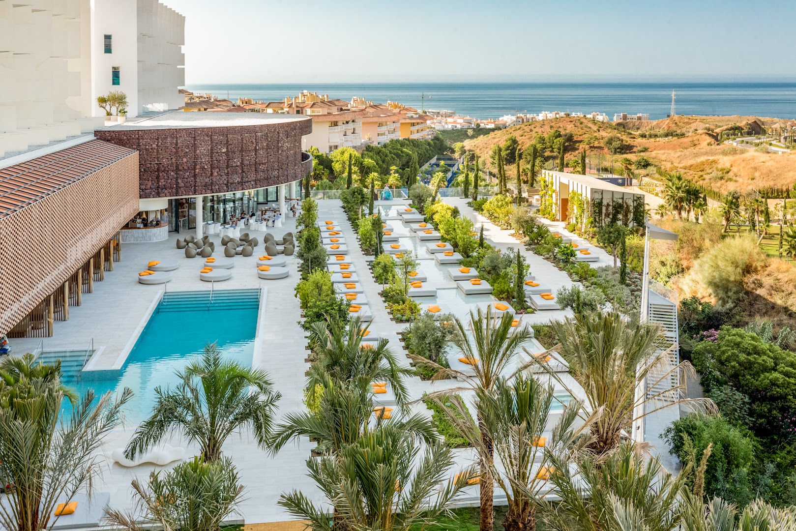 leiro-residences-preferred-hotels-resorts-0