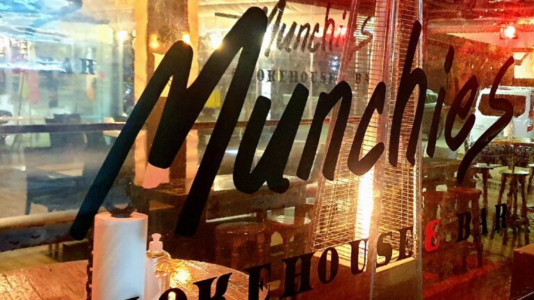 munchies-smokehouse-and-bar-0