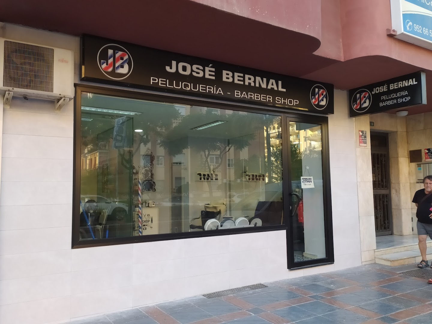 peluqueria-de-caballeros-y-ninos-jb-jose-bernal-0