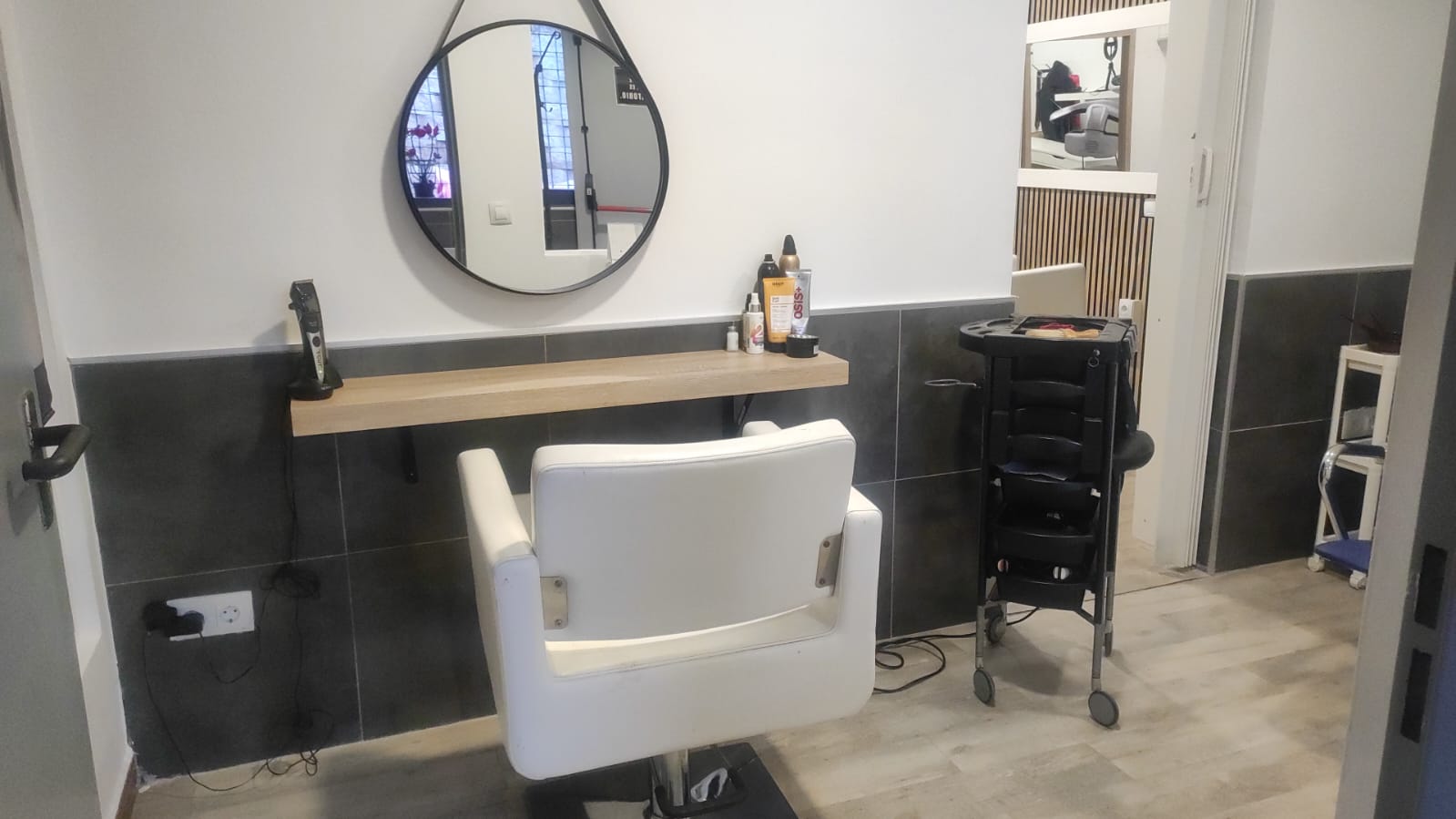 peluqueria-emilia-logon-0