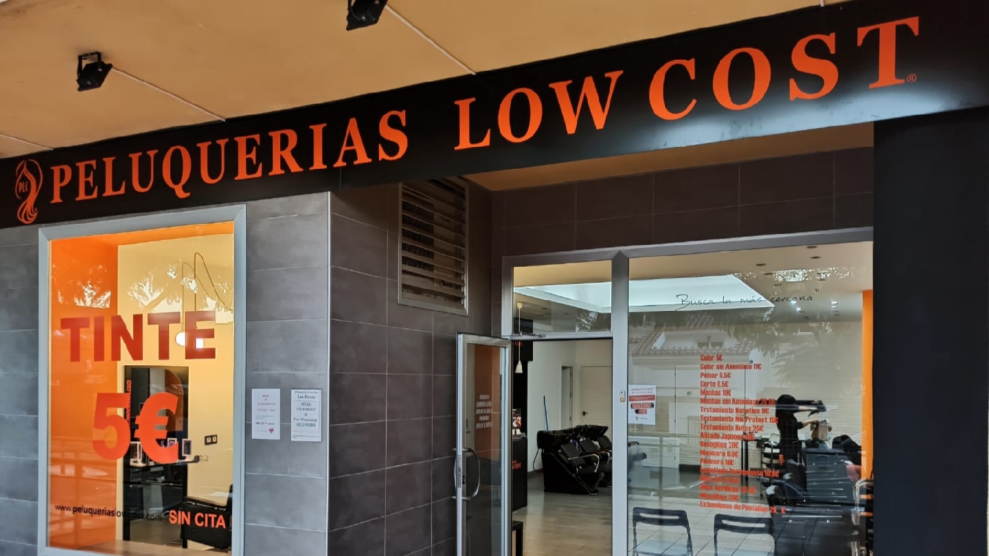 peluqueria-low-cost-los-pacos-0