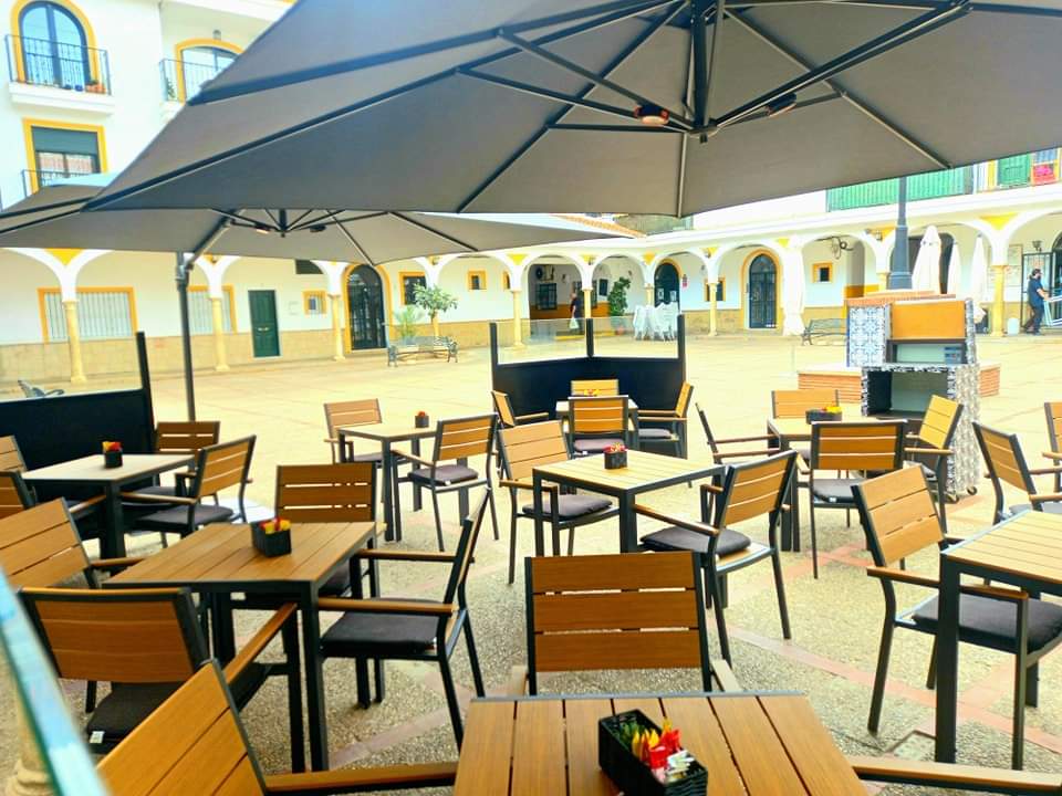 restaurante-bad-ass-bistro-0