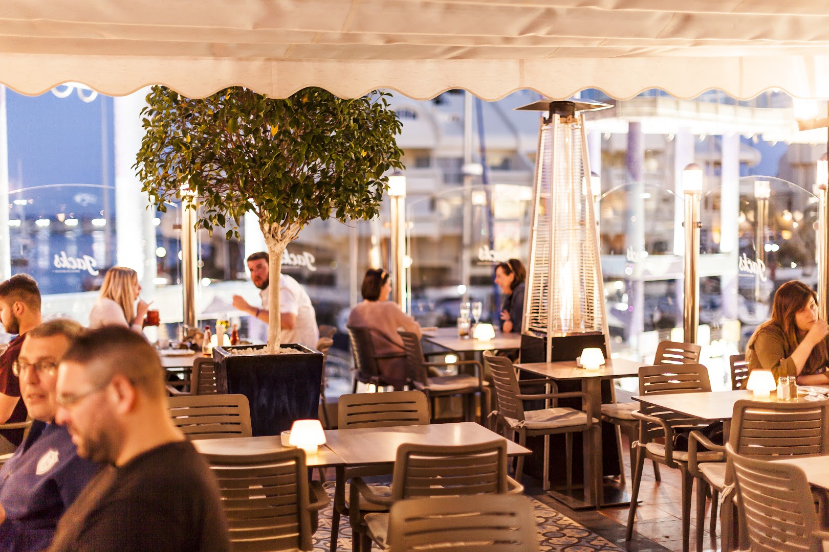 restaurante-jacks-smokehouse-benalmadena-0