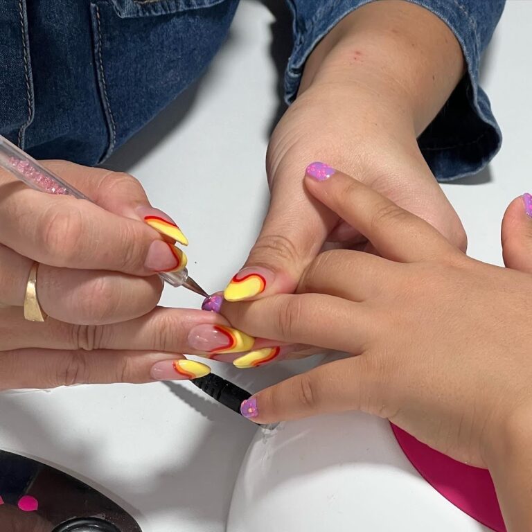 rominas-nails-0 rominas-nails-0