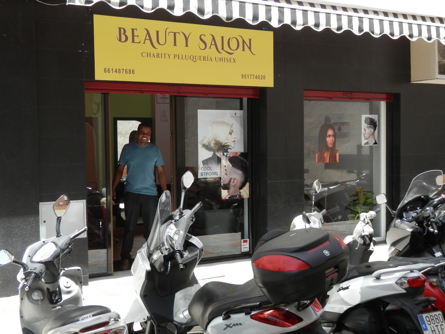 sunday-beauty-salon-0