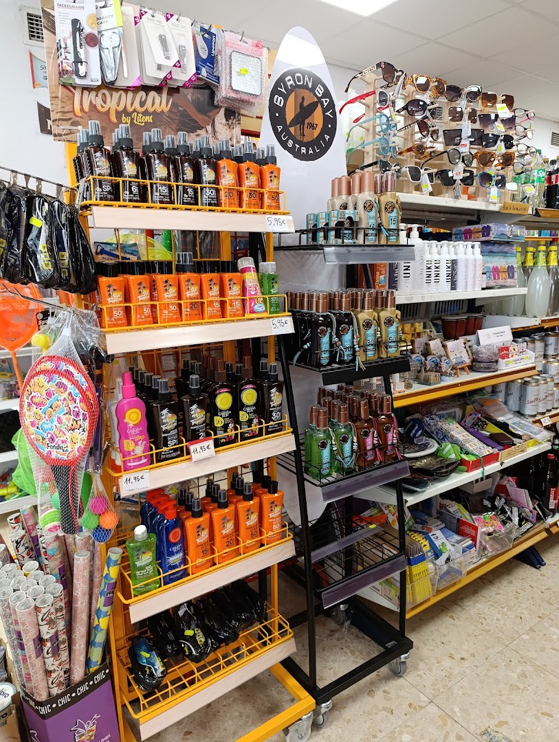 supermarket-sahara-sunset-hotel-0