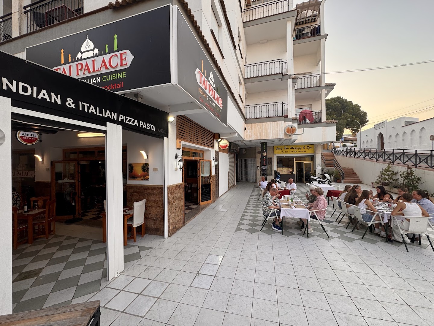 taj-palace-restaurant-0