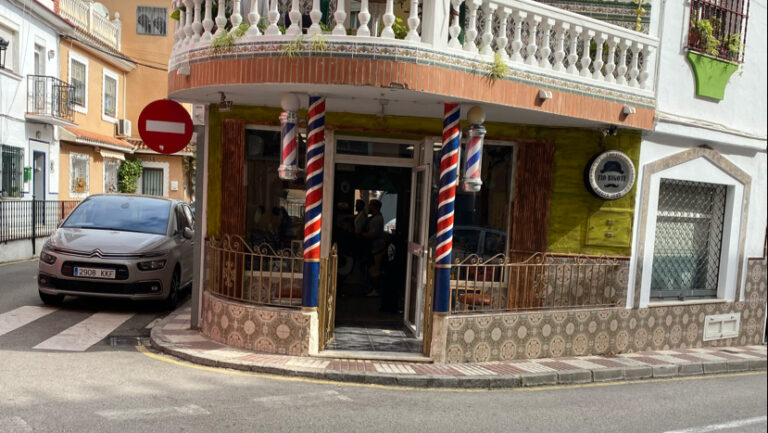 tio-bigote-0 tio-bigote-0