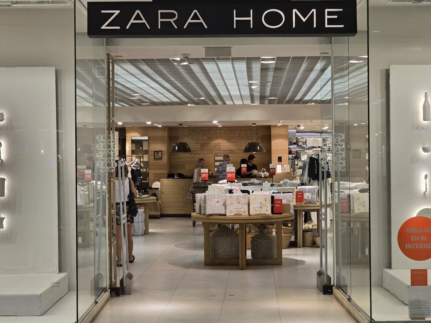 zara-0