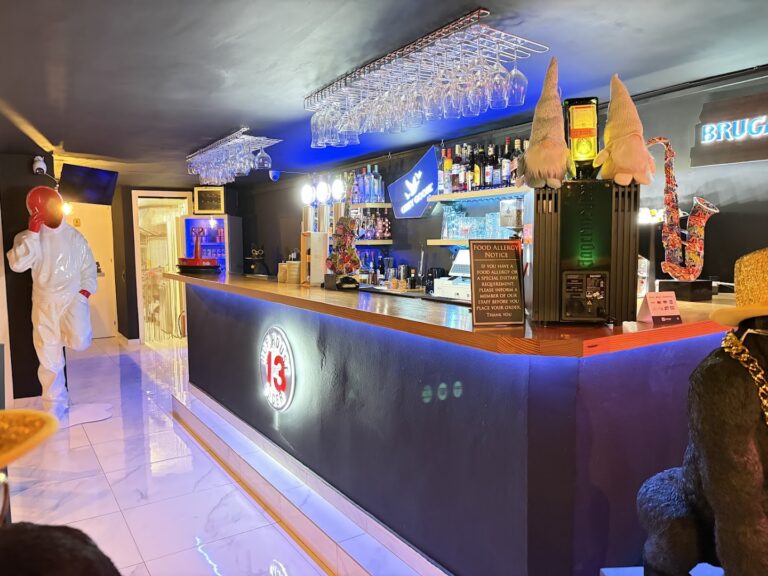 1866-lounge-0 1866-lounge-0