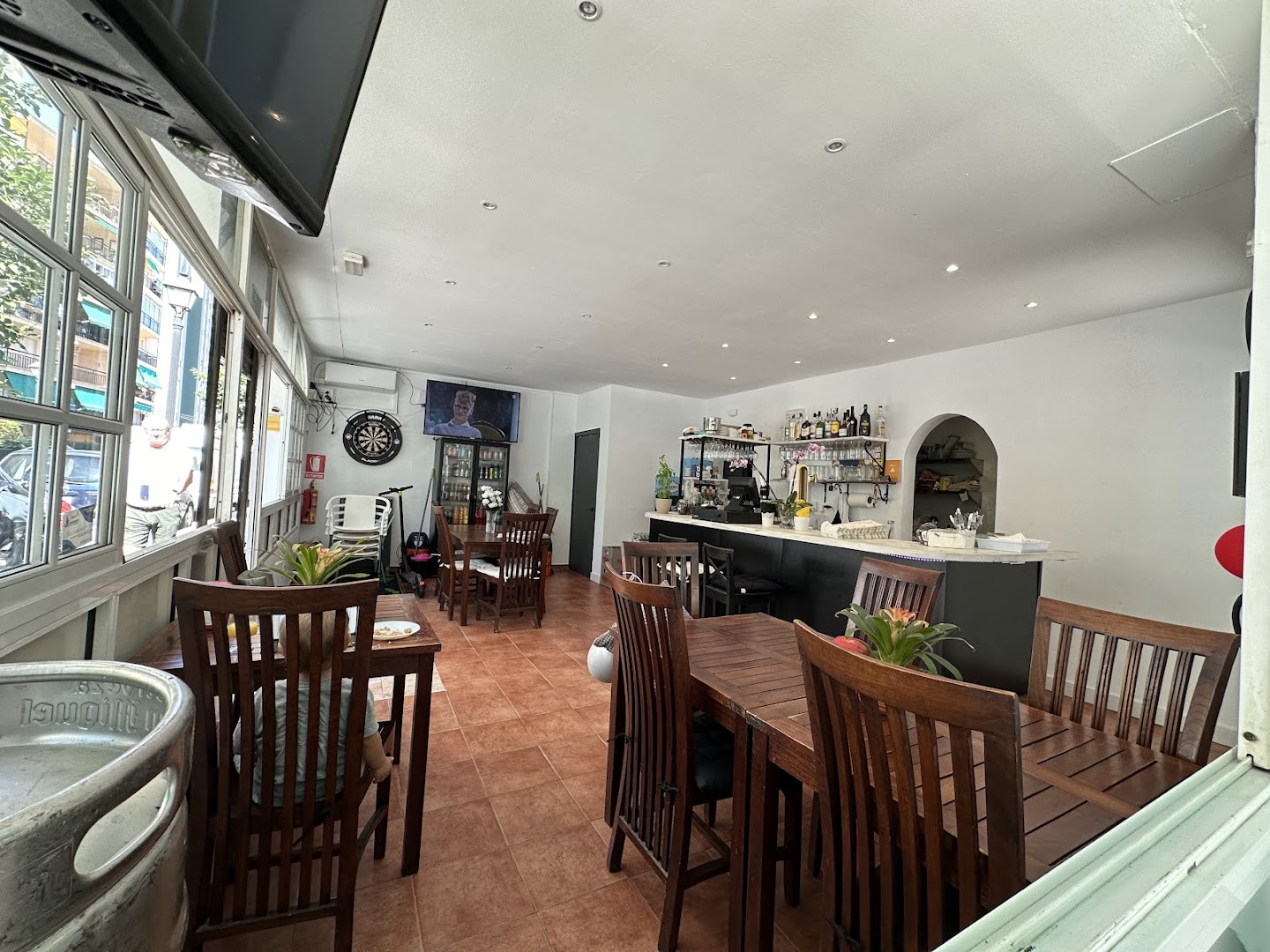 cafe-bar-la-bella-0