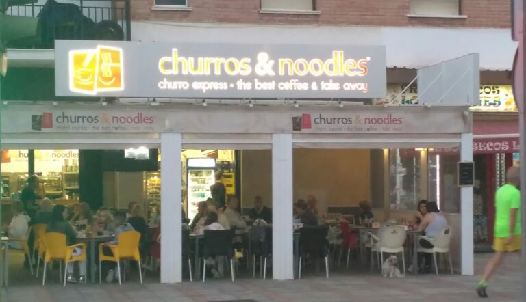 churros-noodles-cafeteria-food-drinks-0