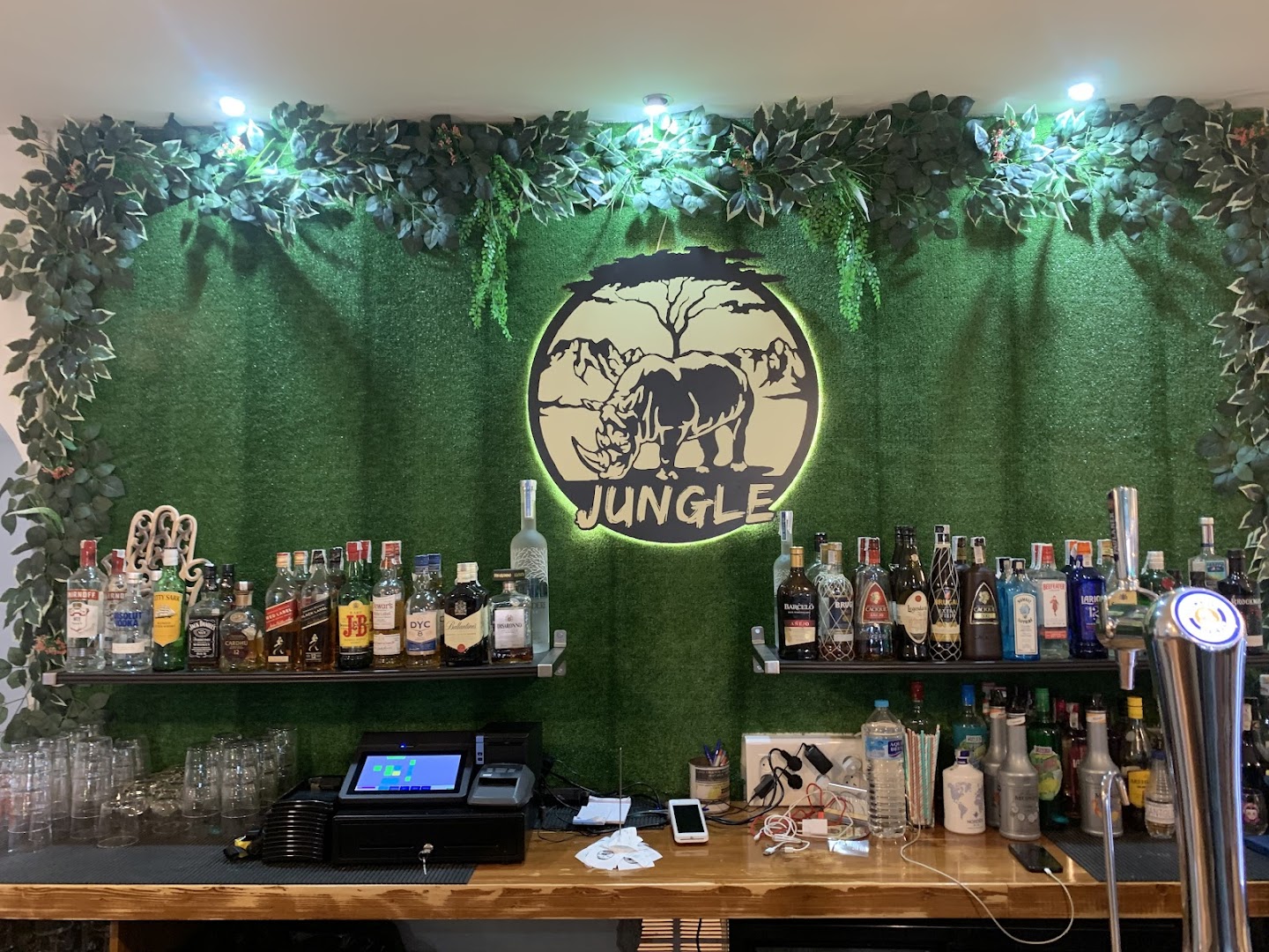 jungle-lounge-bar-fuengirola-0