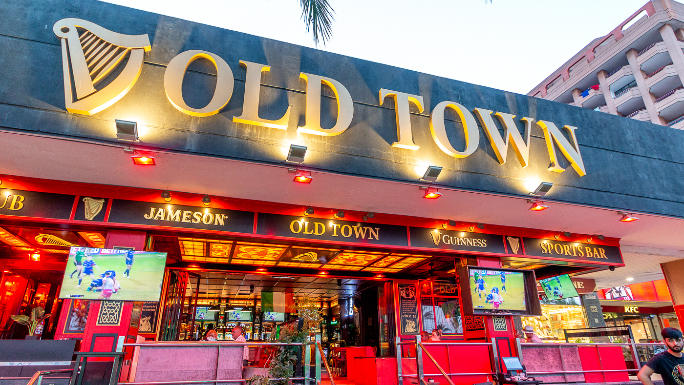 old-town-irish-pub-night-club-0