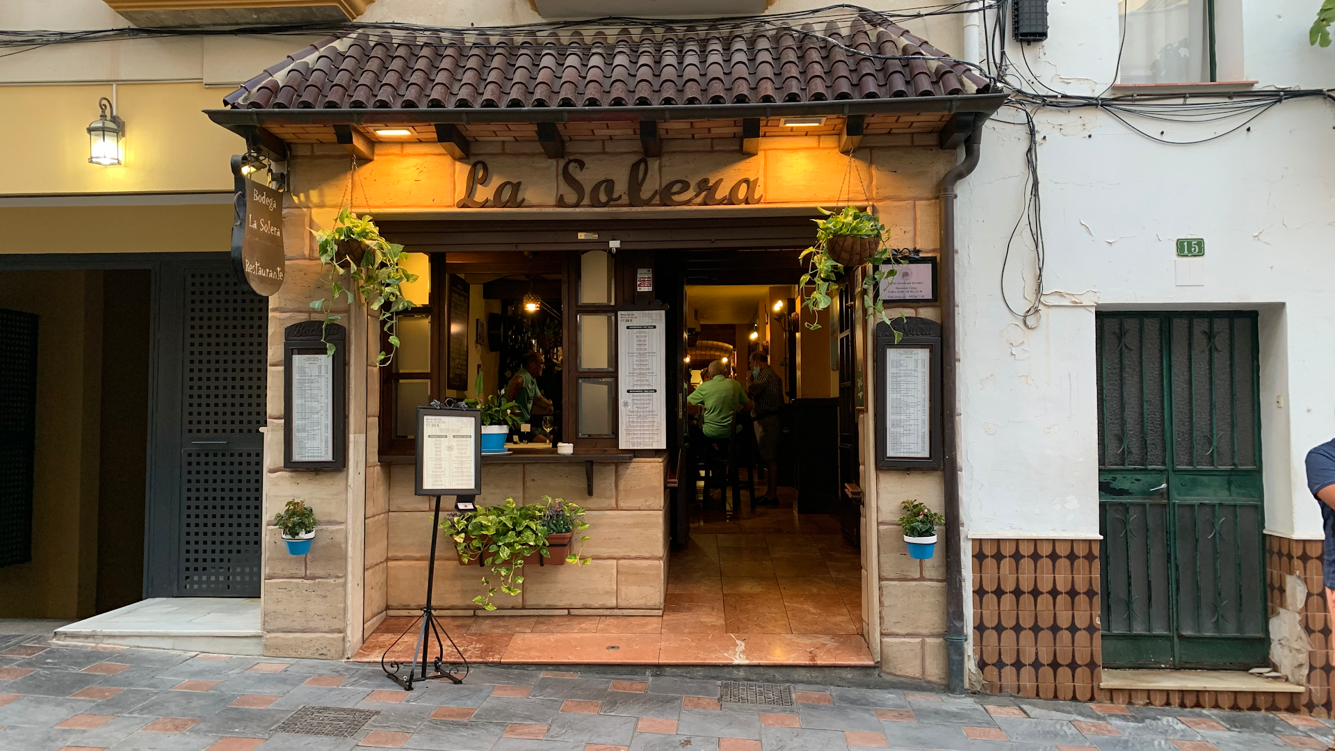 restaurante-bodega-la-solera-0