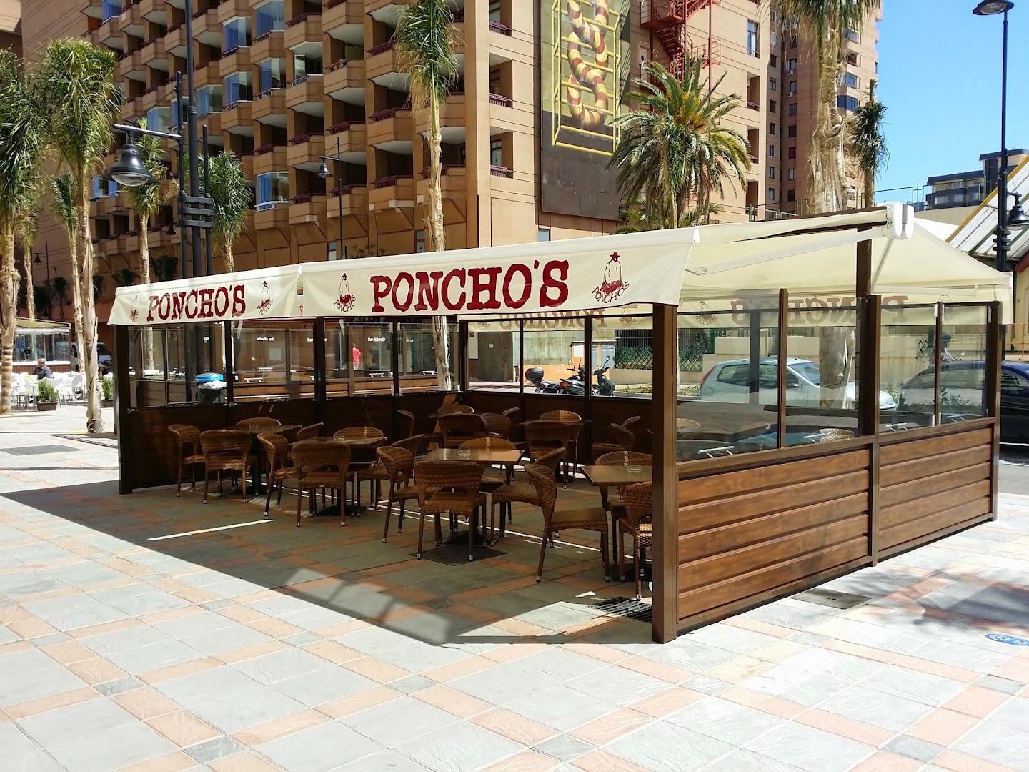 restaurante-ponchos-0