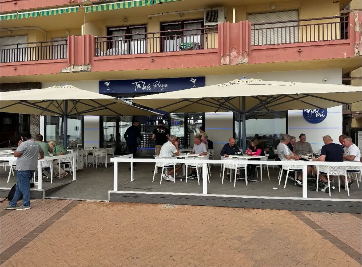 tabu-playa-coffee-lounge-bar-0